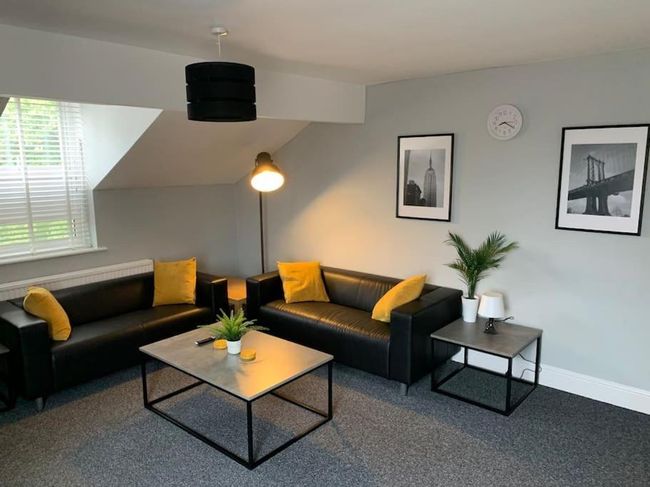 Fantastic Large 2 X Bedroom Flat, Free Parking セール エクステリア 写真