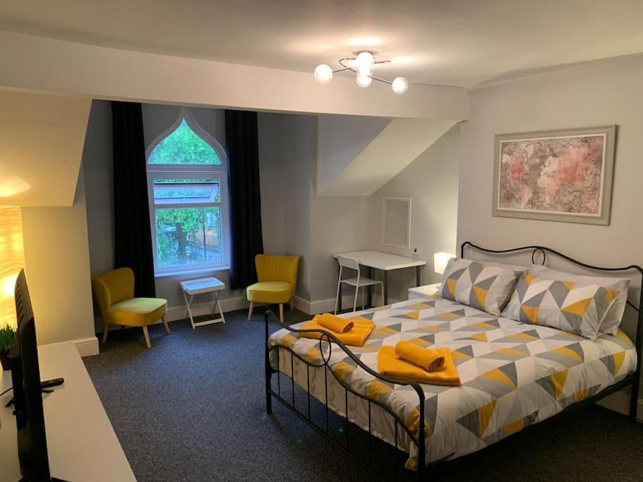 Fantastic Large 2 X Bedroom Flat, Free Parking セール エクステリア 写真